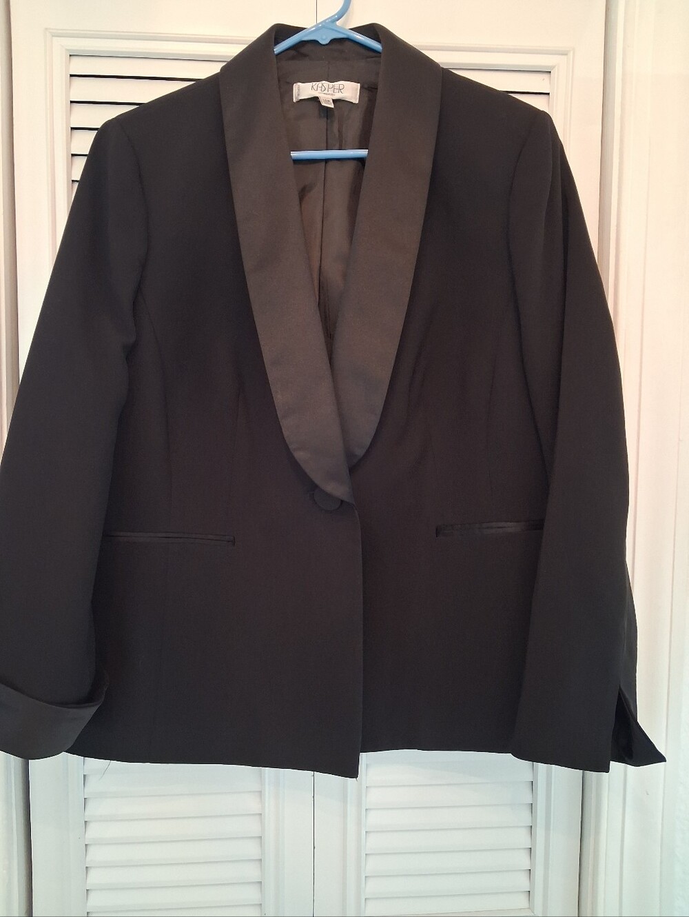Kasper Black Shawl-Collar Tuxedo Blazer